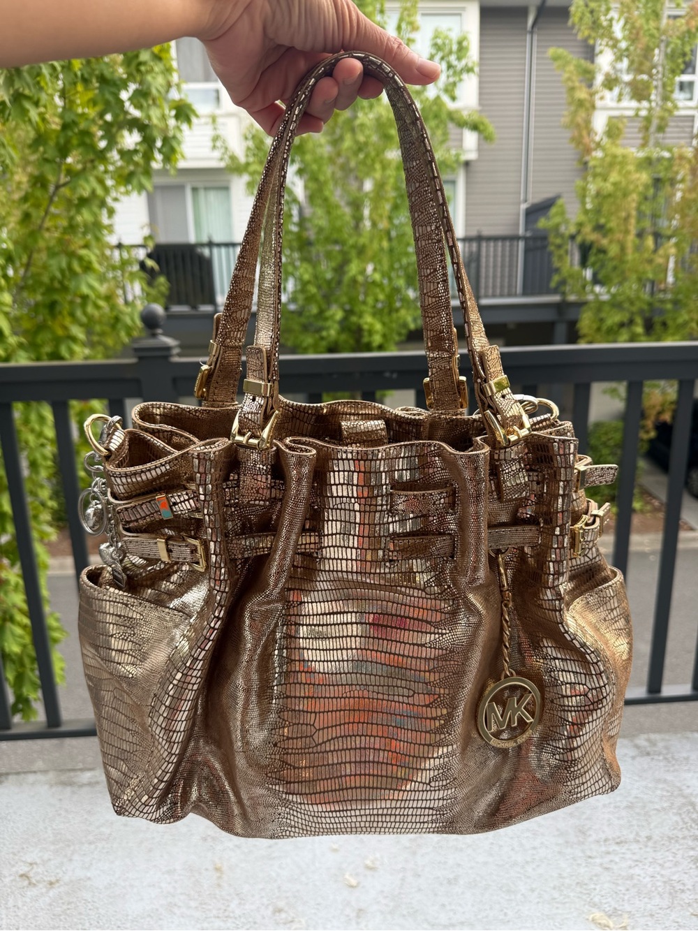 Michael Kors Shoulder City Bag